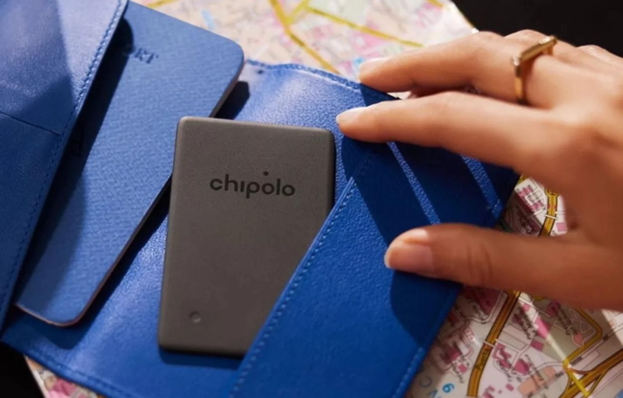 Chipolo takes on Tile with a new 'lost wallet' tracker that works with  Apple's Find My | TechCrunch